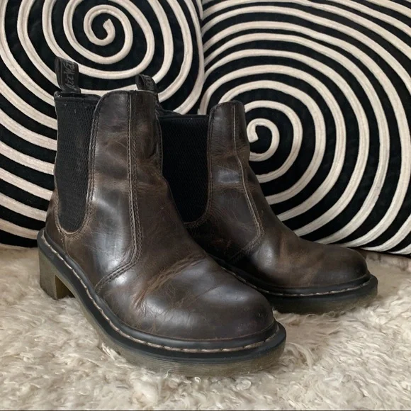 DR MARTENS Cadence Greenland Chelsea Boots - Picture 1 of 9